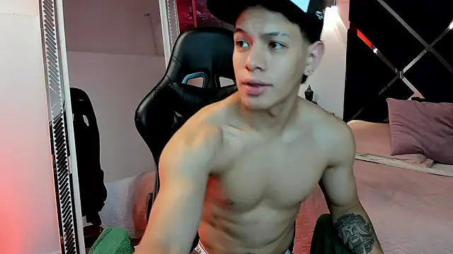 TonyPetrovjs online show from April 5, 3:26 am