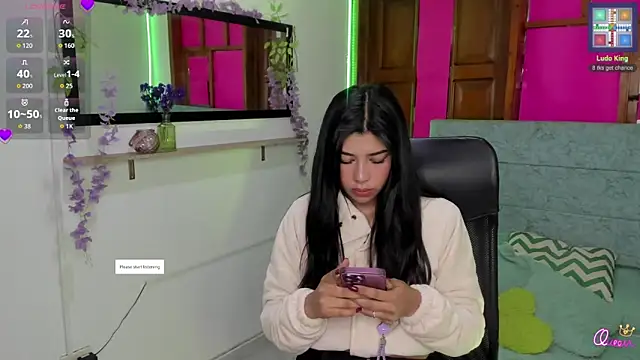 Aysha winxs online show from April 3, 3:15 am