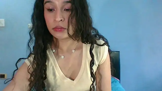 Snapshot of scarlettscottx_ chatting on May 25, 9:21 pm scarlettscottx online show from May 25, 9:21 pm