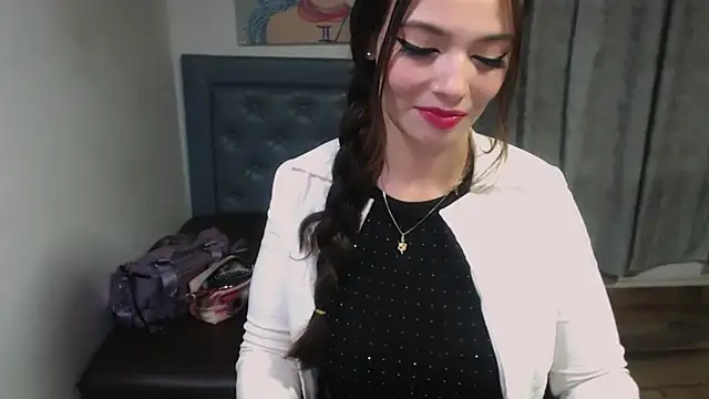 Snapshot of cherrys_cherrys chatting on March 3, 3:12 am cherrys cherrys online show from March 3, 3:12 am