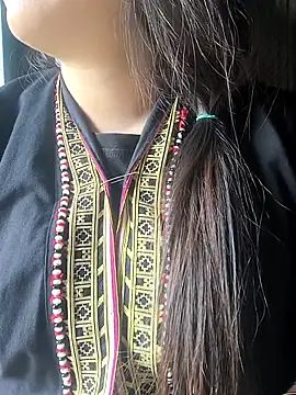 MayEva ly online show from March 1, 4:03 am