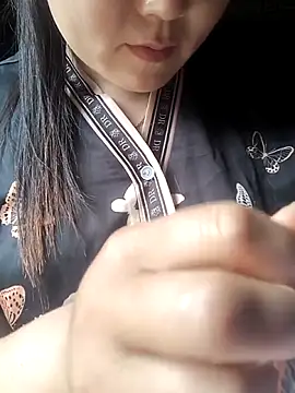 Snapshot of MayEva_ly chatting on June 6, 3:44 am MayEva ly online show from June 6, 3:44 am