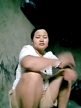 chubby0011 online show from April 5, 9:34 pm