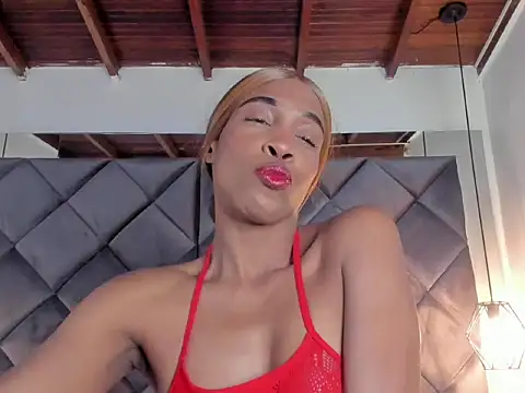 Snapshot of ebonyx40 chatting on February 27, 11:10 am ebonyx40 online show from February 27, 11:10 am