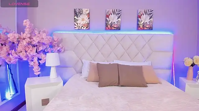 Bianca Monroe  online show from March 23, 7:18 pm