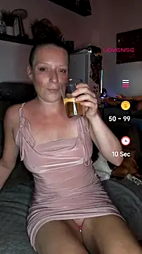 Snapshot of ZaramourXMrX chatting on July 17, 7:41 pm ZaramourXMrX online show from July 17, 7:41 pm
