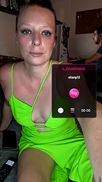 Snapshot of ZaramourXMrX chatting on July 24, 7:34 pm ZaramourXMrX online show from July 24, 7:34 pm