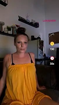 Snapshot of ZaramourXMrX chatting on August 4, 8:11 pm ZaramourXMrX online show from August 4, 8:11 pm