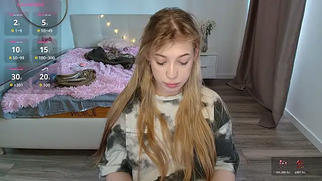 linaloon online show from March 12, 9:04 am