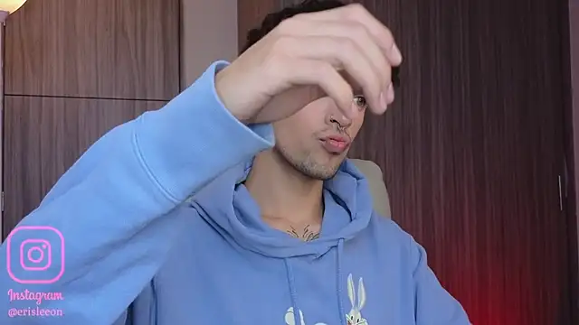 Snapshot of sr_sprinkles chatting on February 28, 8:54 pm sr sprinkles online show from February 28, 8:54 pm