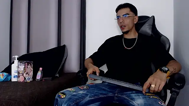 Endrick-23 online show from March 4, 3:56 am