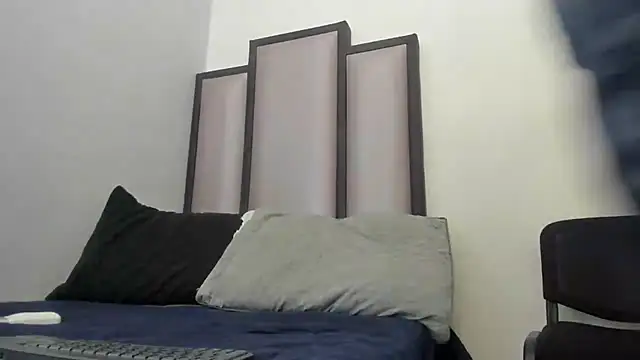 Snapshot of Endrick-23 chatting on June 21, 4:04 am Endrick-23 online show from June 21, 4:04 am