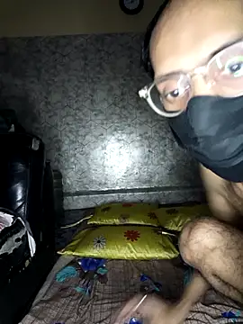 Snapshot of simadas80 chatting on March 2, 9:32 pm simadas80 online show from March 2, 9:32 pm