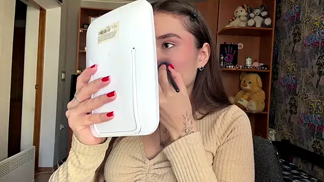 poly princess online show from April 17, 8:50 am