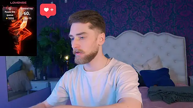 Dexter Raze online show from April 7, 6:36 am