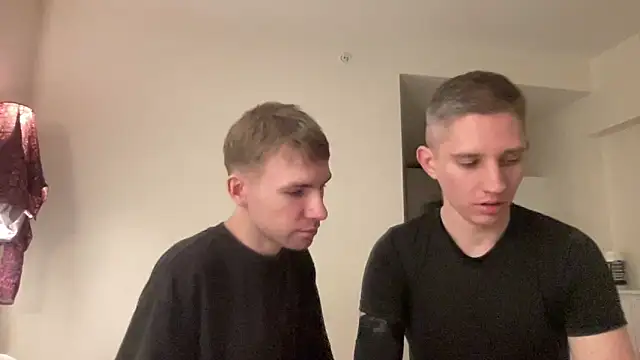 mikenjay online show from February 20, 7:03 pm