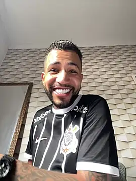 rolanelassss online show from February 19, 6:15 pm