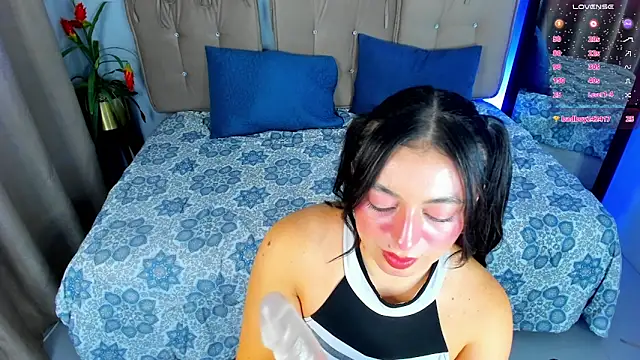 mia wills  online show from March 27, 5:34 pm