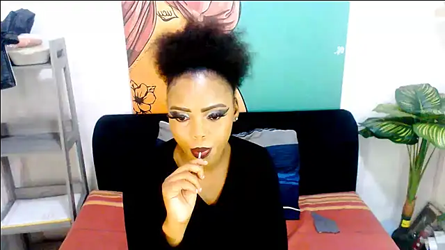Snapshot of Angel_of_sensuality chatting on April 30, 6:25 pm Angel of sensuality online show from April 30, 6:25 pm