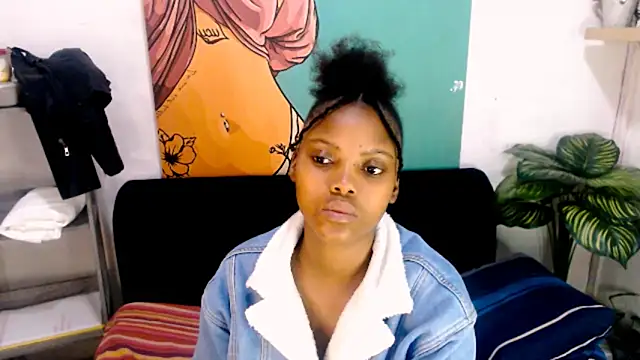 Snapshot of Angel_of_sensuality chatting on June 5, 8:14 pm Angel of sensuality online show from June 5, 8:14 pm