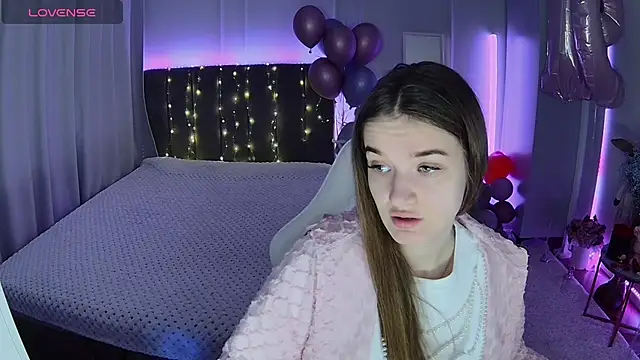 Ann Wood online show from March 6, 7:16 am