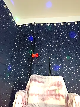 Snapshot of Sexymilf6992 chatting on March 26, 4:01 pm Sexymilf6992 online show from March 26, 4:01 pm