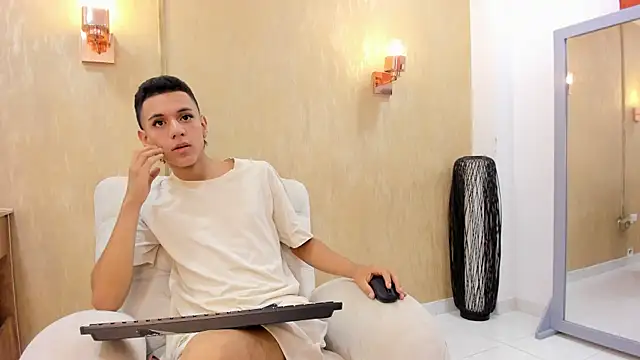 dominicjonnes online show from April 13, 2:11 pm