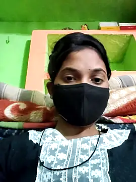 Snapshot of Cute_aroshi chatting on March 3, 10:10 am Cute aroshi online show from March 3, 10:10 am