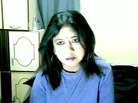 Snapshot of IndianPleasures21 chatting on June 8, 3:07 am IndianPleasures21 online show from June 8, 3:07 am