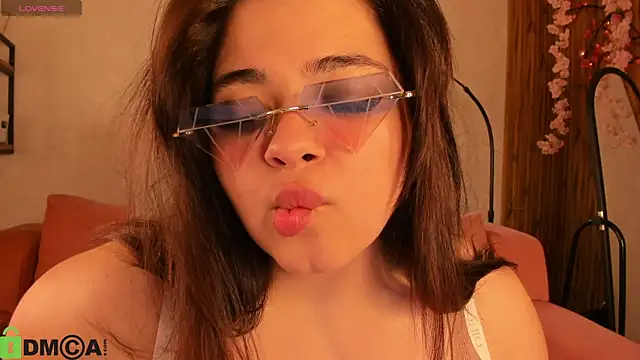 Snapshot of Annet_Nel1son chatting on May 15, 12:50 am Annet Nel1son online show from May 15, 12:50 am
