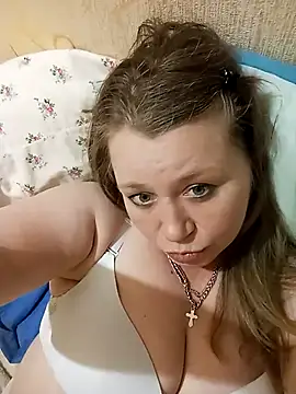 KiraStanton online show from April 7, 1:39 am