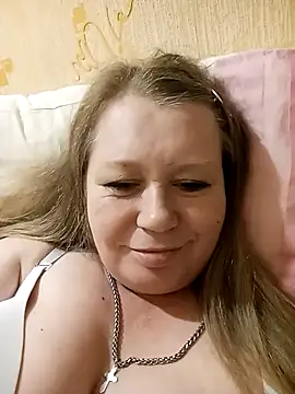 KiraStanton online show from April 15, 8:09 pm