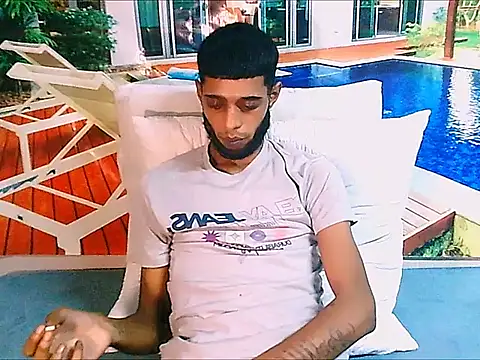 Snapshot of CharmingIndian1 chatting on April 21, 6:44 pm CharmingIndian1 online show from April 21, 6:44 pm