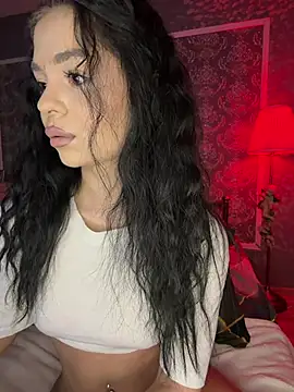 Olivia Noor online show from April 10, 3:17 pm