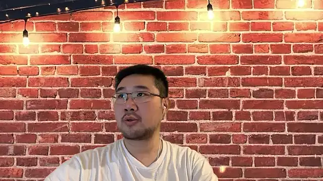 Snapshot of jasonryu2025 chatting on February 21, 8:10 pm jasonryu2025 online show from February 21, 8:10 pm