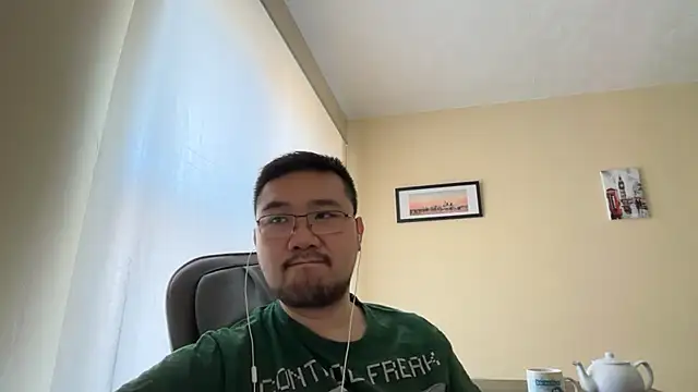 jasonryu2025 online show from March 18, 11:13 am