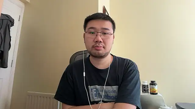 jasonryu2025 online show from May 23, 1:37 pm