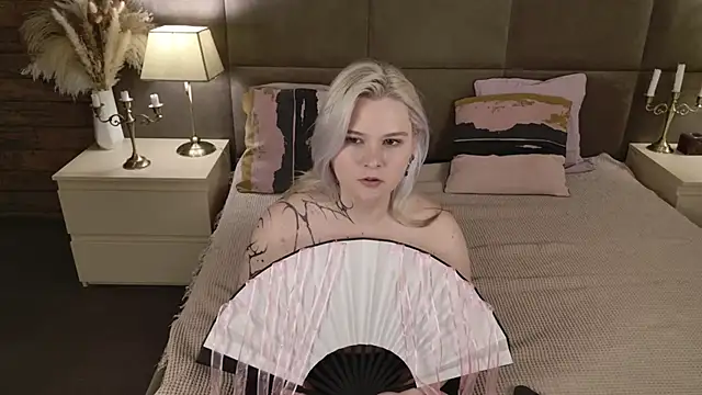 Ivy Marlowe online show from March 30, 2:18 pm