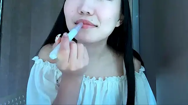 Snapshot of MeiMoon chatting on February 27, 1:55 pm MeiMoon online show from February 27, 1:55 pm