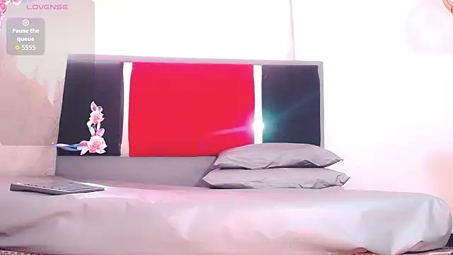 Abby White   online show from March 25, 7:31 pm