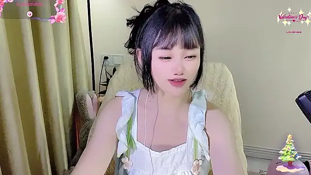 okyssa online show from June 2, 2:52 pm