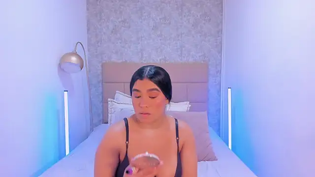 ZeynepYilmaz online show from April 4, 9:34 pm