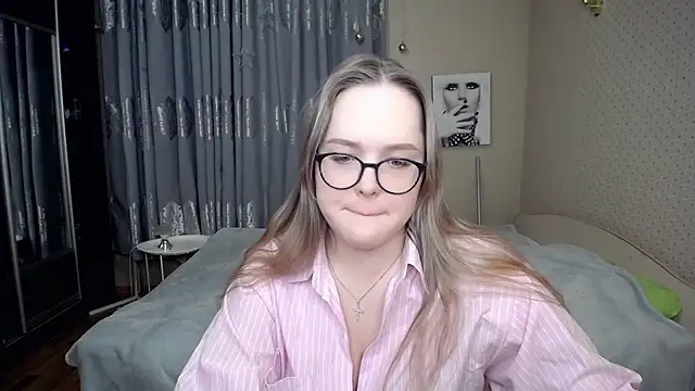 Snapshot of hi_haos chatting on February 24, 12:47 pm hi haos online show from February 24, 12:47 pm