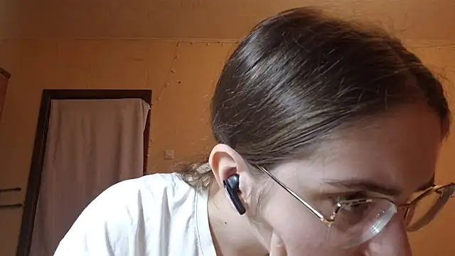 Katelemon online show from July 13, 1:25 pm