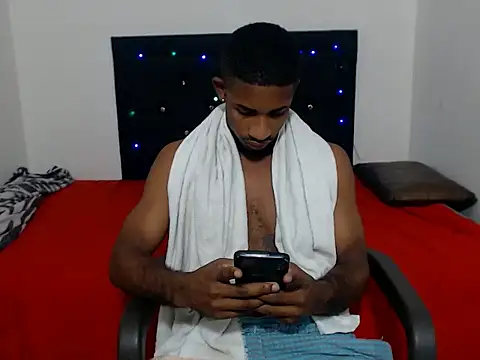 Snapshot of blackhorseet chatting on March 3, 2:50 am blackhorseet online show from March 3, 2:50 am