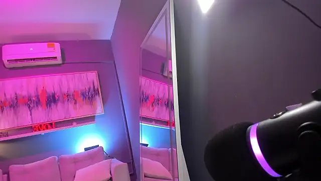 janinne lu online show from March 24, 11:04 am