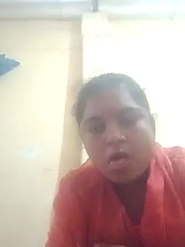 Snapshot of alwayspinky chatting on February 23, 8:01 am alwayspinky online show from February 23, 8:01 am