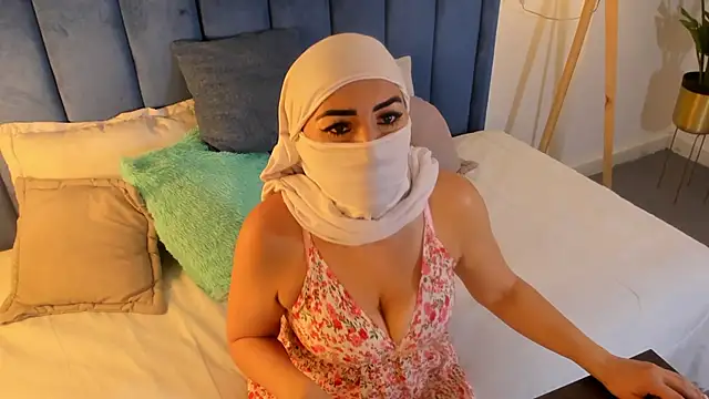  jamiila online show from March 18, 1:03 pm