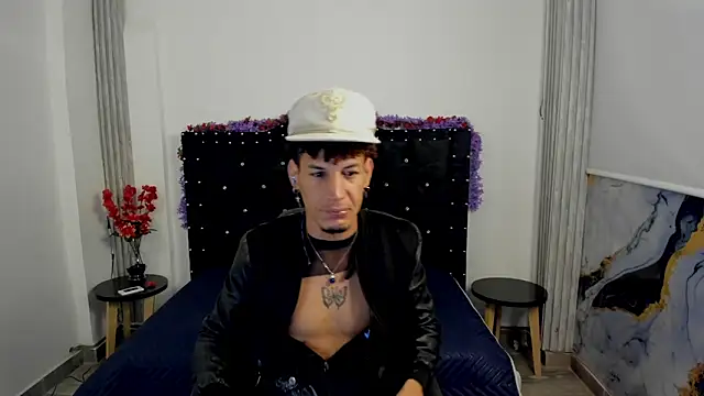 Snapshot of gaboking_ chatting on February 23, 2:47 pm gaboking online show from February 23, 2:47 pm