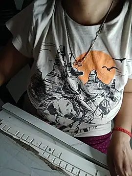 Queenlipx online show from April 19, 6:56 am